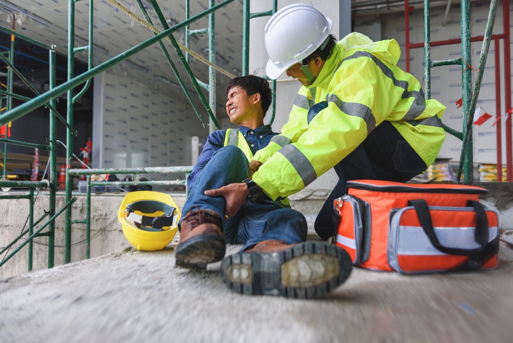 When General Contractors Ignore Safety Rules, a Construction Accident Lawyer Fights Back