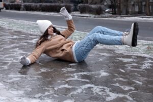 snow and ice accident lawyer
